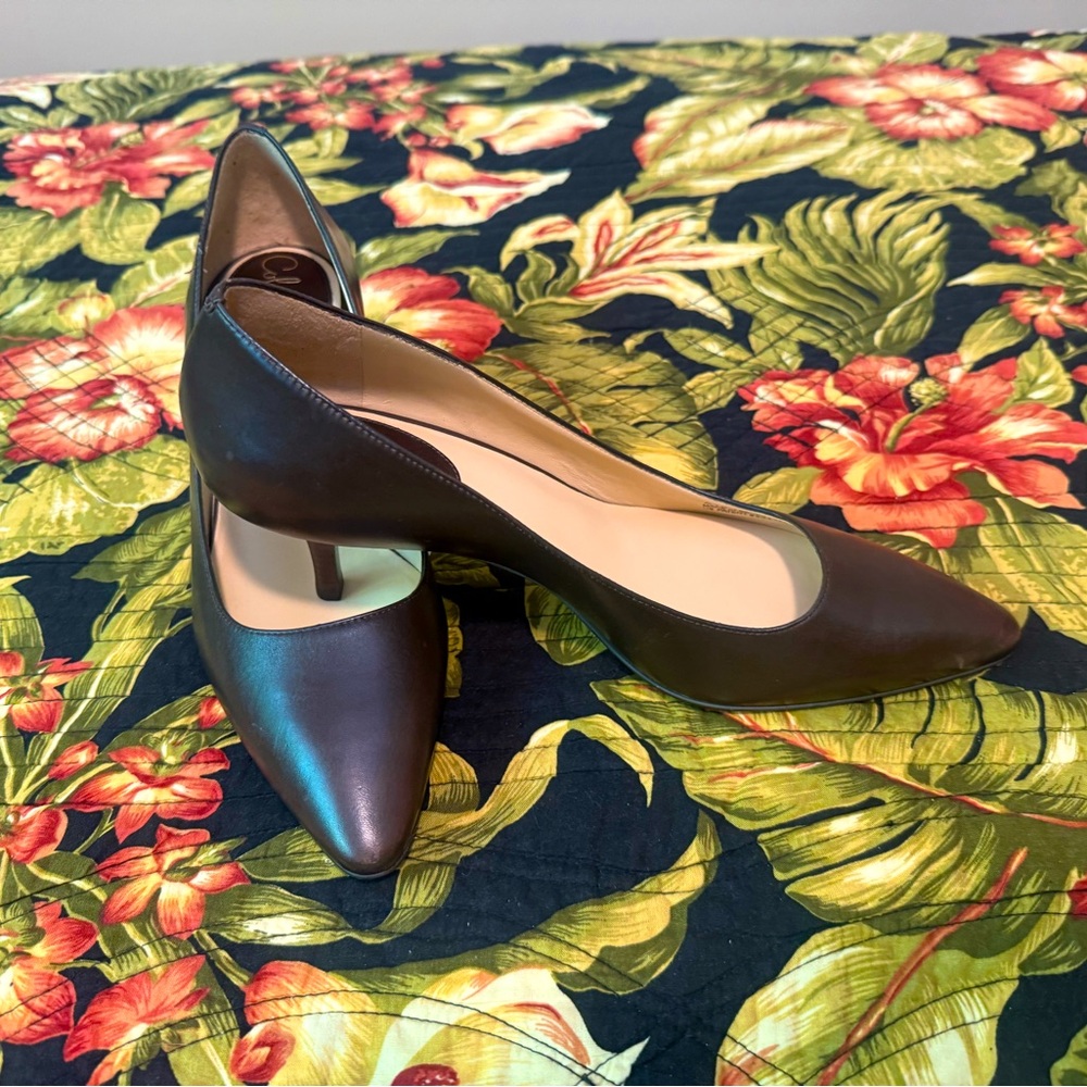Elegant Brown Cole Haan Vegan Leather Pumps